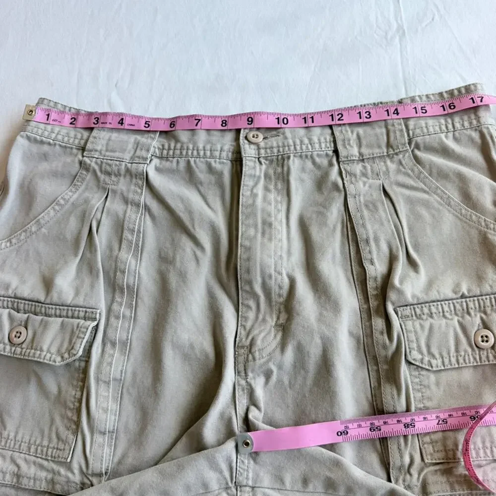 Cabela’s Khaki Cargo Shorts Size 16 Utility Outdoor Style
